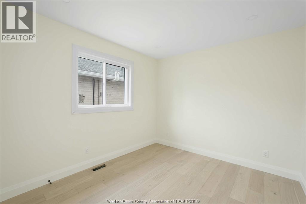 3294 Riberdy, Windsor, Ontario  N8W 3T9 - Photo 9 - 26026317