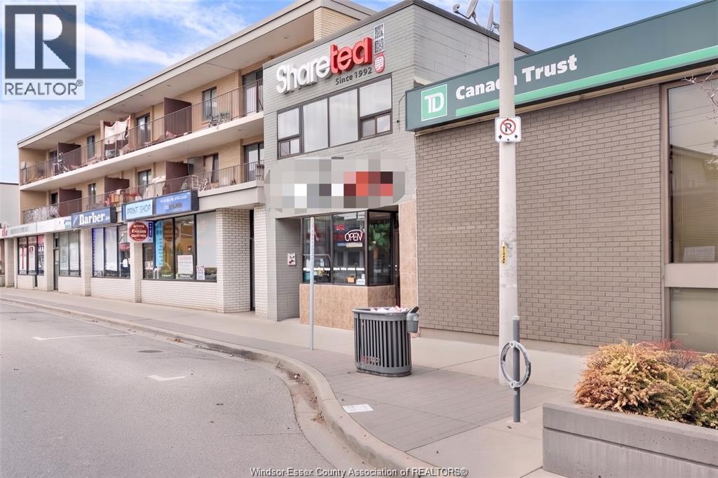 2130 Wyandotte Street, Windsor, Ontario  N9B 1J9 - Photo 3 - 26026199