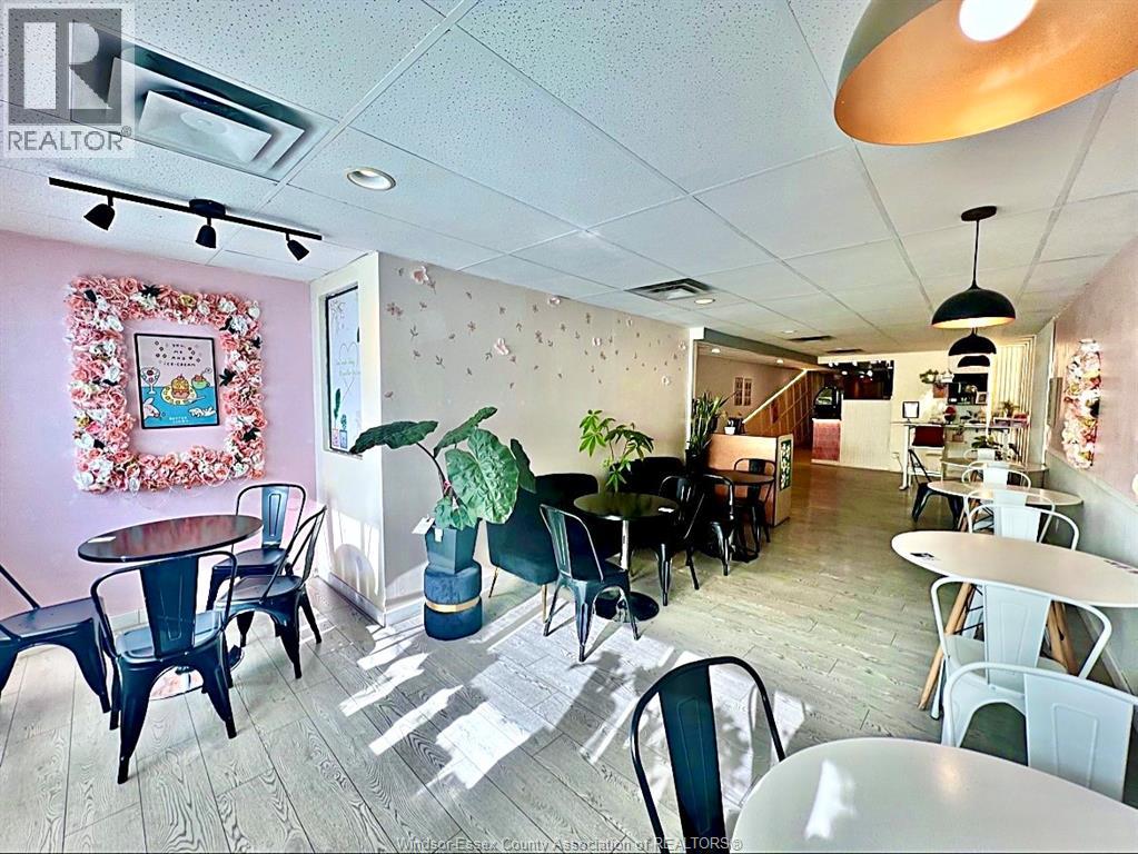 2130 Wyandotte Street, Windsor, Ontario  N9B 1J9 - Photo 7 - 26026199