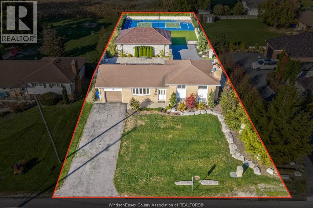 3050 Bouffard Road, Lasalle, Ontario  N9H 1W5 - Photo 1 - 26026332