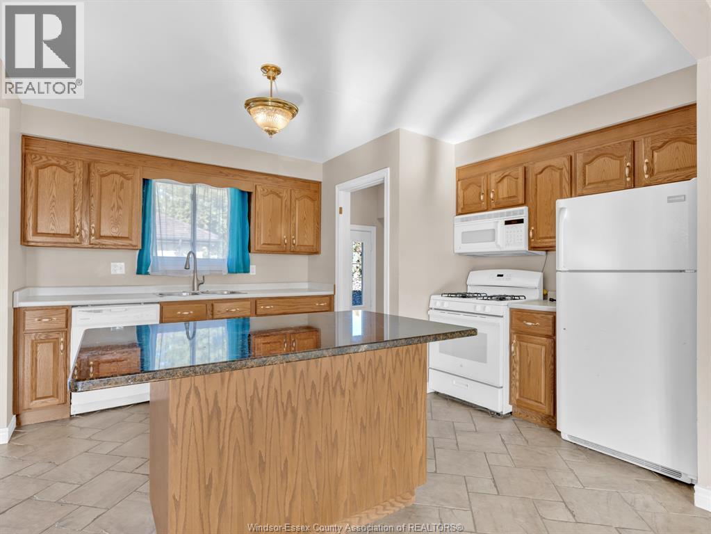 3050 Bouffard Road, Lasalle, Ontario  N9H 1W5 - Photo 11 - 26026332