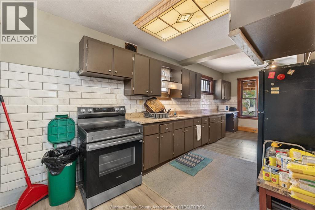494 Caroline Street, Windsor, Ontario  N9A 6A6 - Photo 12 - 26026426