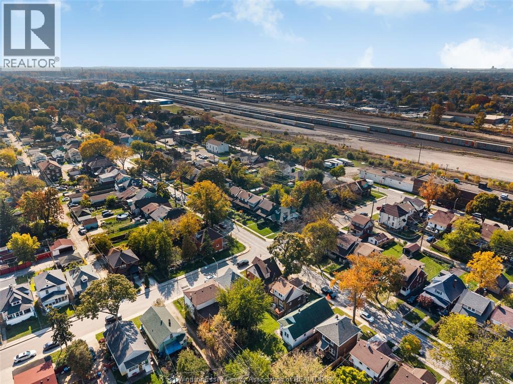 494 Caroline Street, Windsor, Ontario  N9A 6A6 - Photo 30 - 26026426