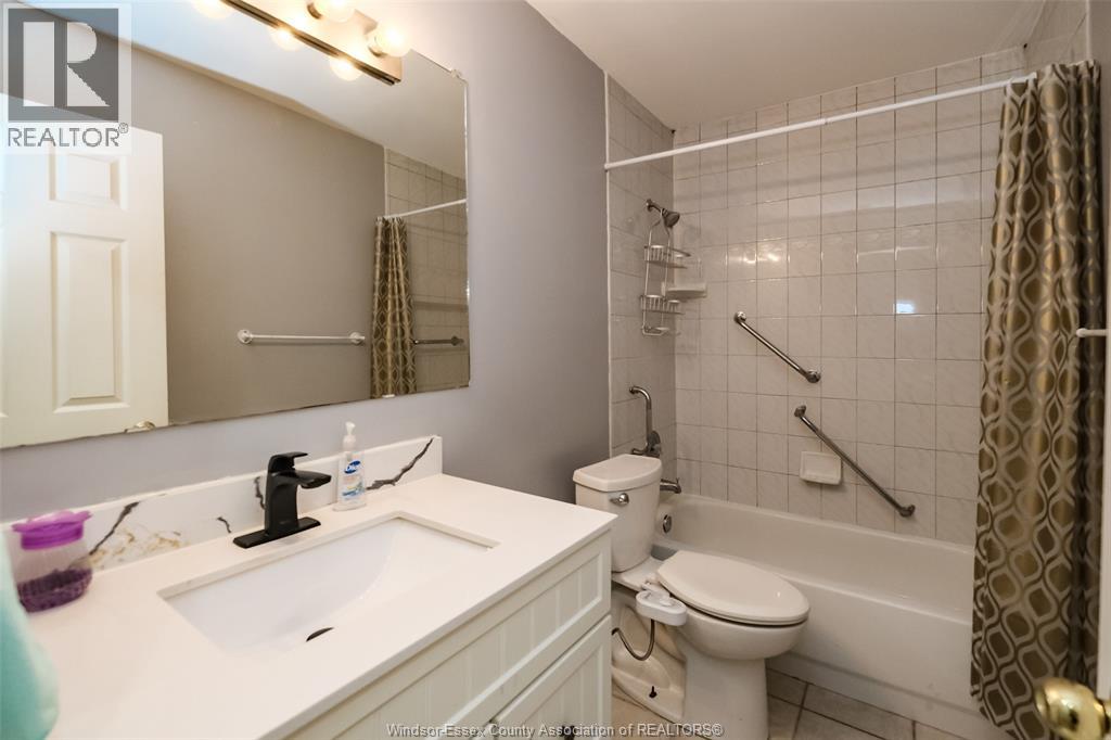 2643 Carissa Unit# Lower, Windsor, Ontario  N8R 2J9 - Photo 6 - 26026343