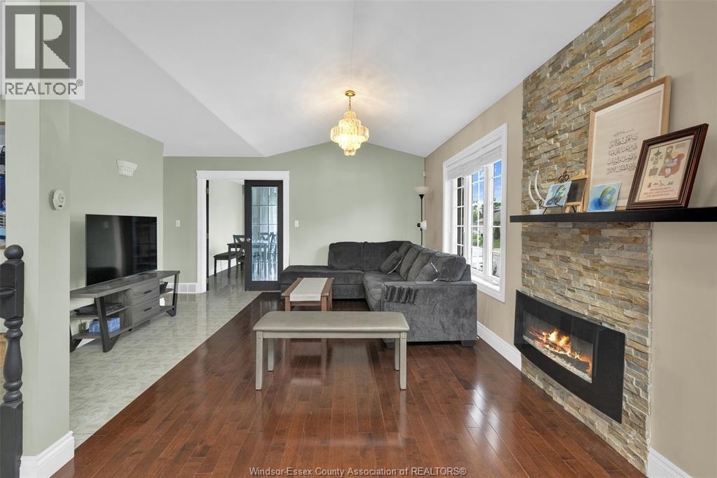1546 Reading Street, Windsor, Ontario  N8W 5N2 - Photo 11 - 26026381