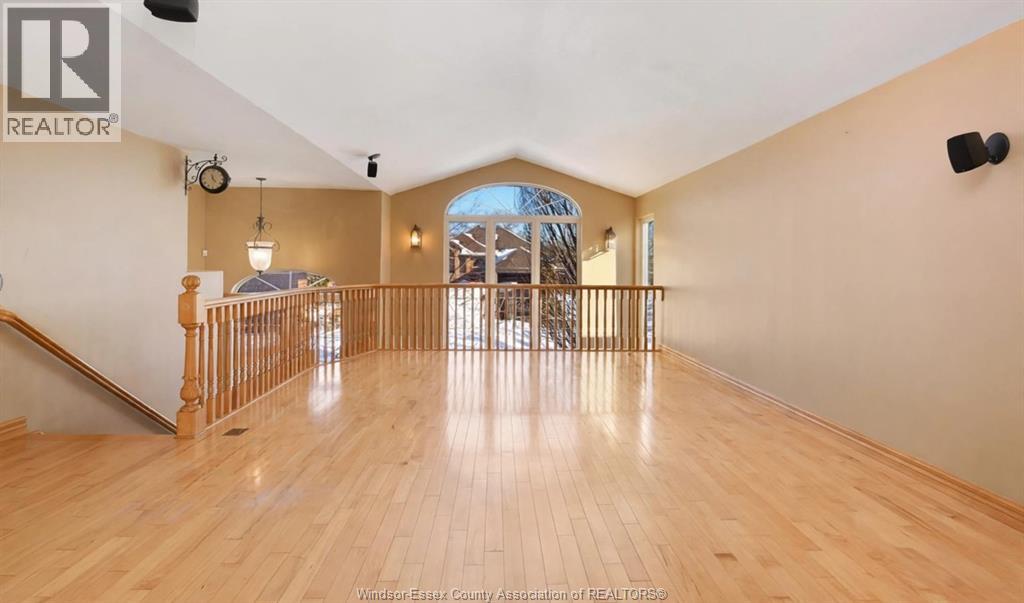 555 Revland Drive Unit# Upper, Tecumseh, Ontario  N8N 4T2 - Photo 6 - 26026301