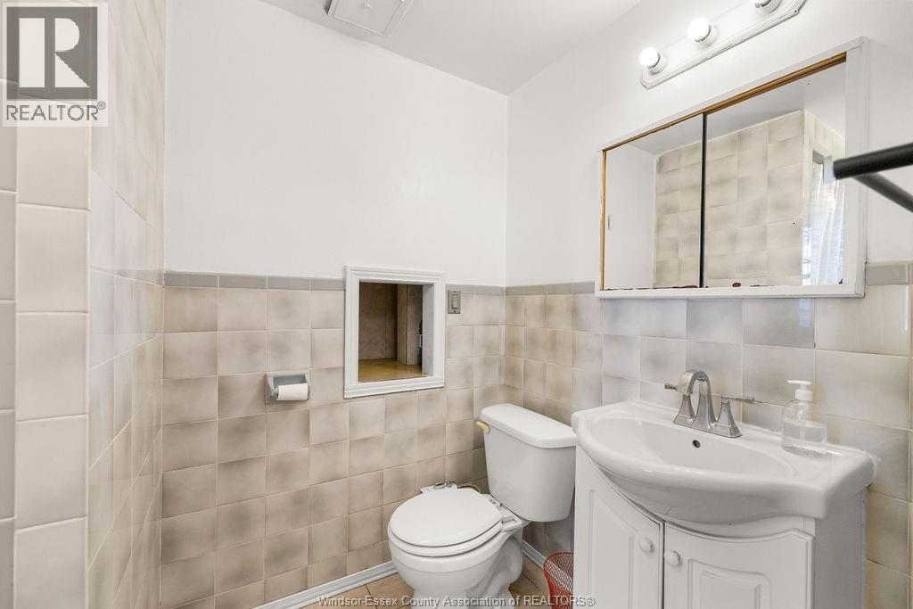 1509 Elsmere Avenue, Windsor, Ontario  N8X 4H2 - Photo 24 - 26026105