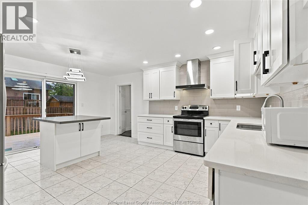 2564 Buttery Street, Windsor, Ontario  N9E 4L9 - Photo 11 - 26026504