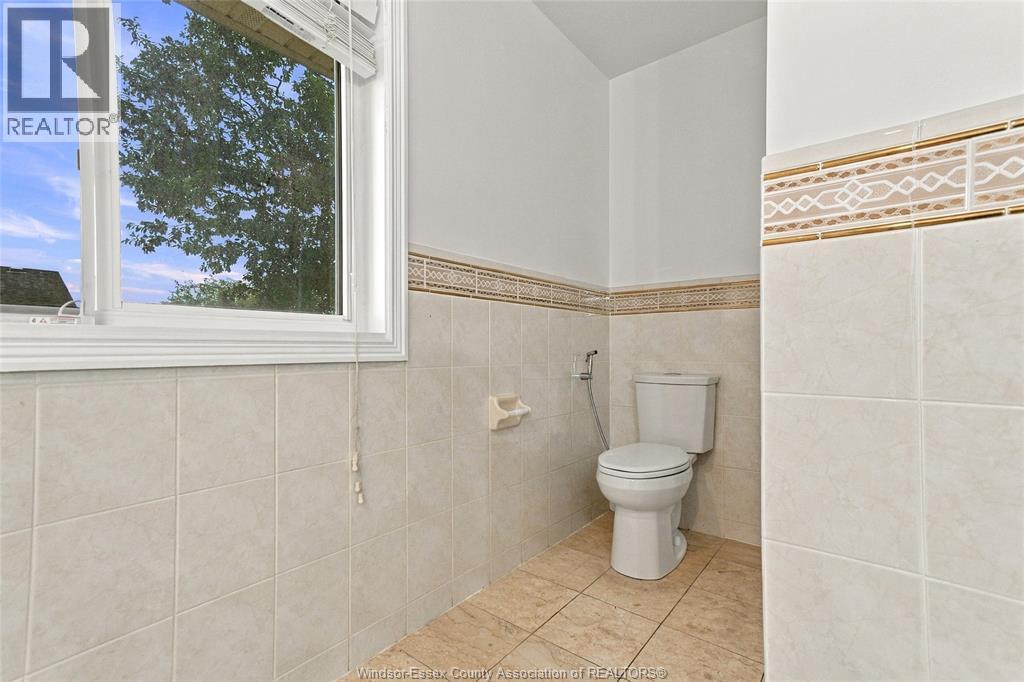 2564 Buttery Street, Windsor, Ontario  N9E 4L9 - Photo 28 - 26026504