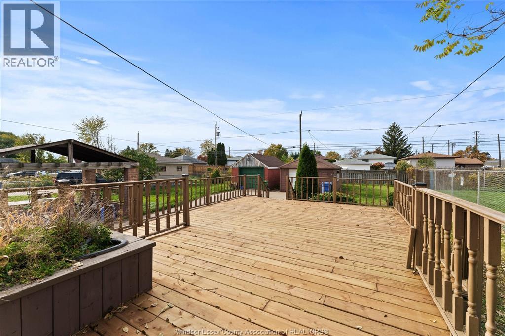 1615 Benjamin, Windsor, Ontario  N8X 4N7 - Photo 28 - 26026023