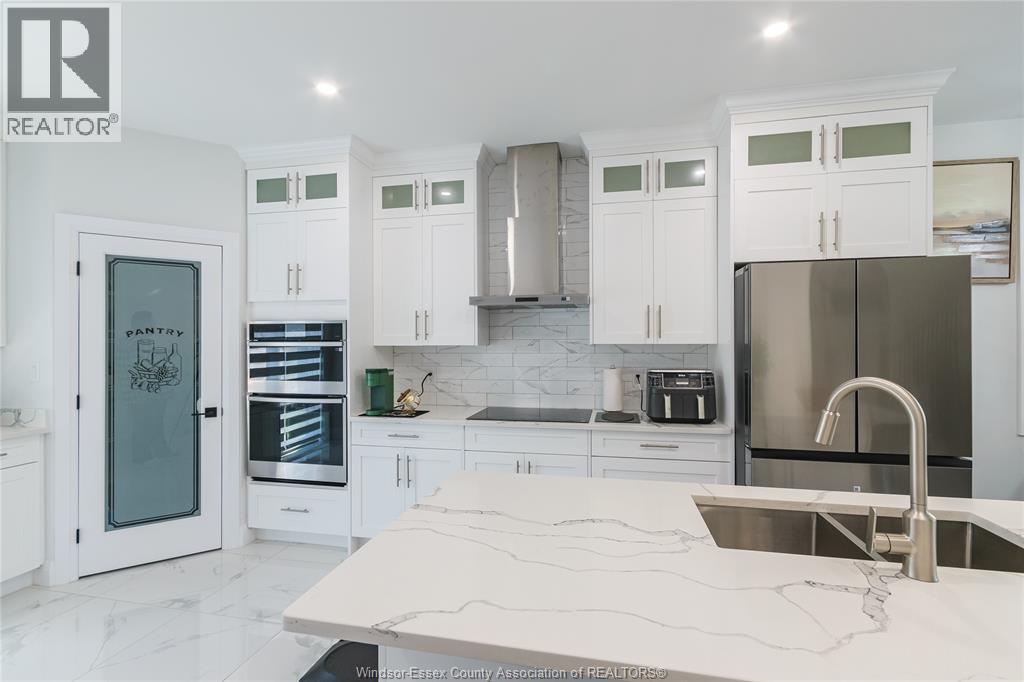 2507 Roxborough Boulevard, Windsor, Ontario  N9E 0A9 - Photo 14 - 26026459