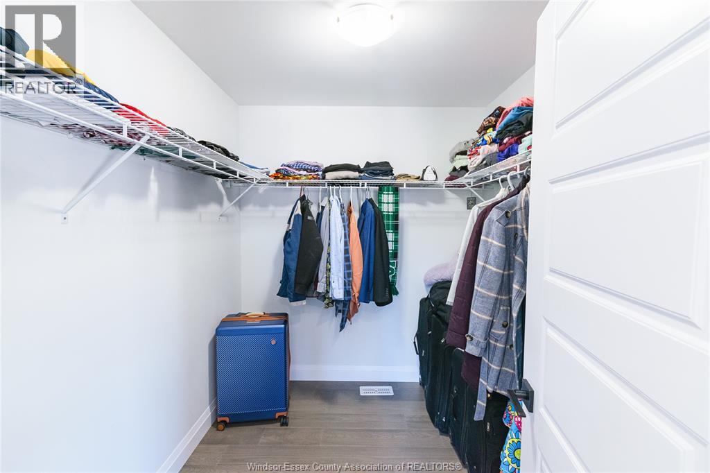 2507 Roxborough Boulevard, Windsor, Ontario  N9E 0A9 - Photo 21 - 26026459