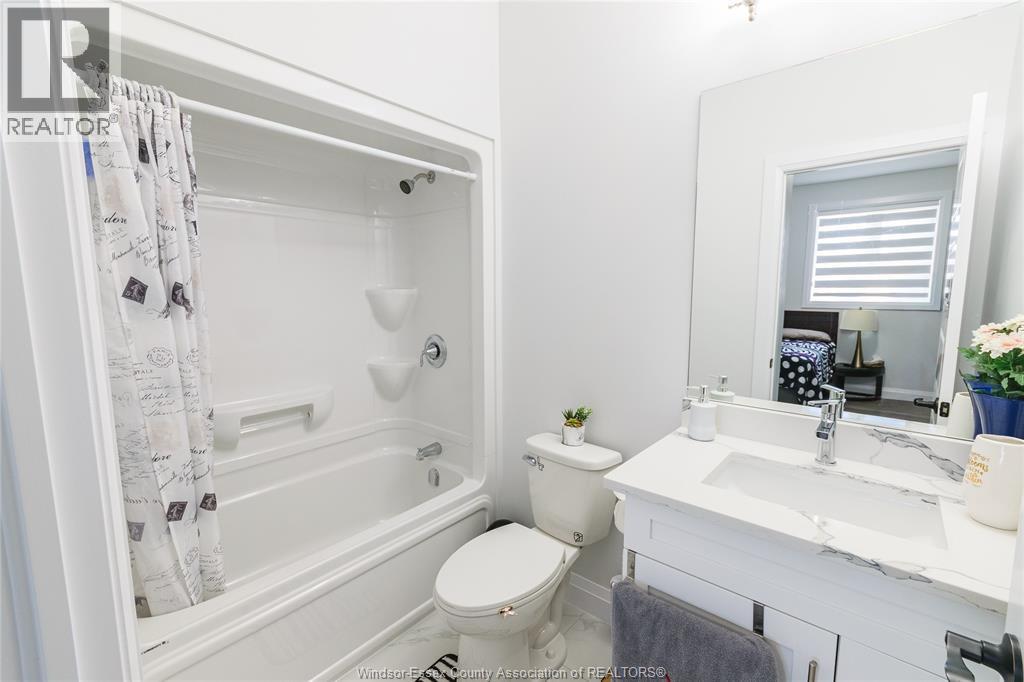 2507 Roxborough Boulevard, Windsor, Ontario  N9E 0A9 - Photo 26 - 26026459