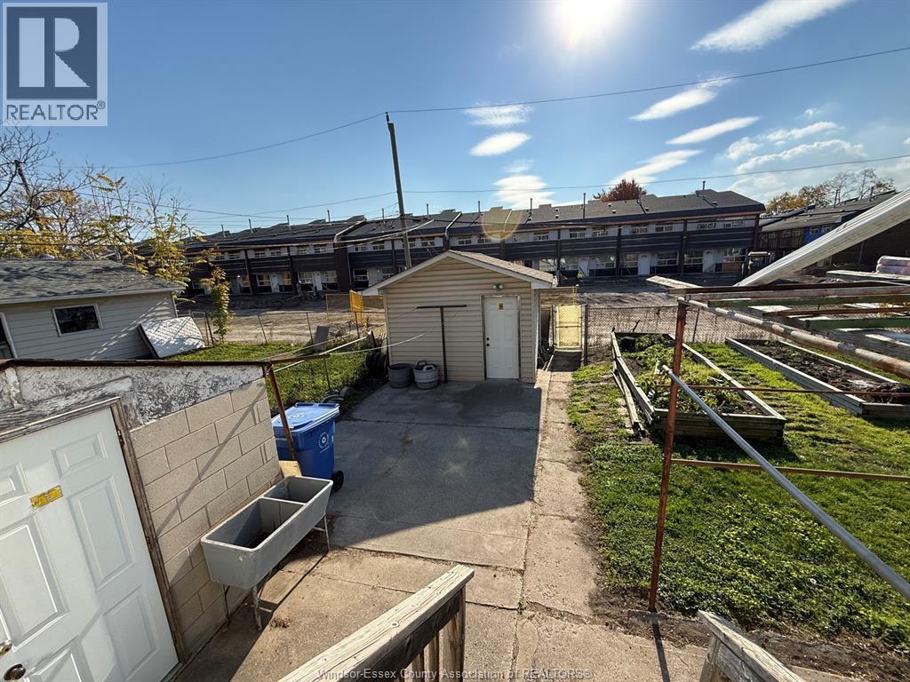 539 Brock St, Windsor, Ontario  N9C 2T1 - Photo 23 - 26026566