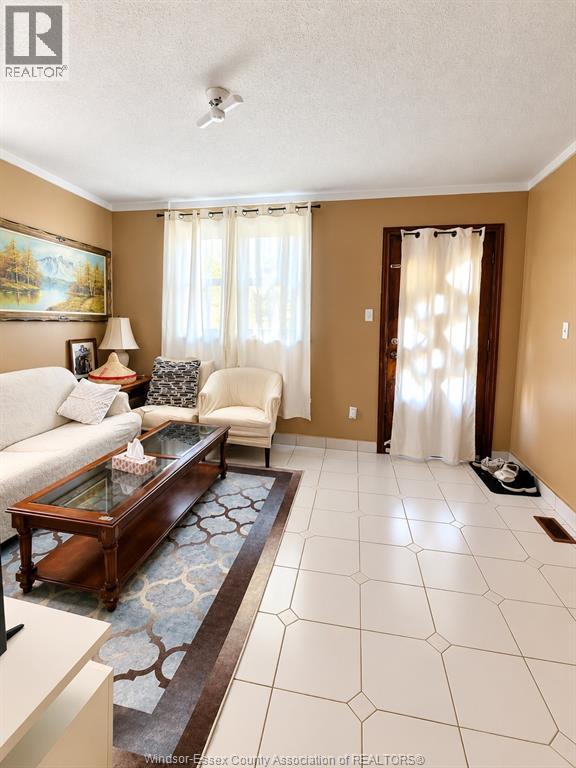1189 Marion Unit# 2, Windsor, Ontario  N9A 2J3 - Photo 2 - 26026727