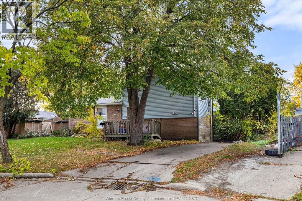 9205 Arncliff, Windsor, Ontario  N8S 4J9 - Photo 16 - 26026735