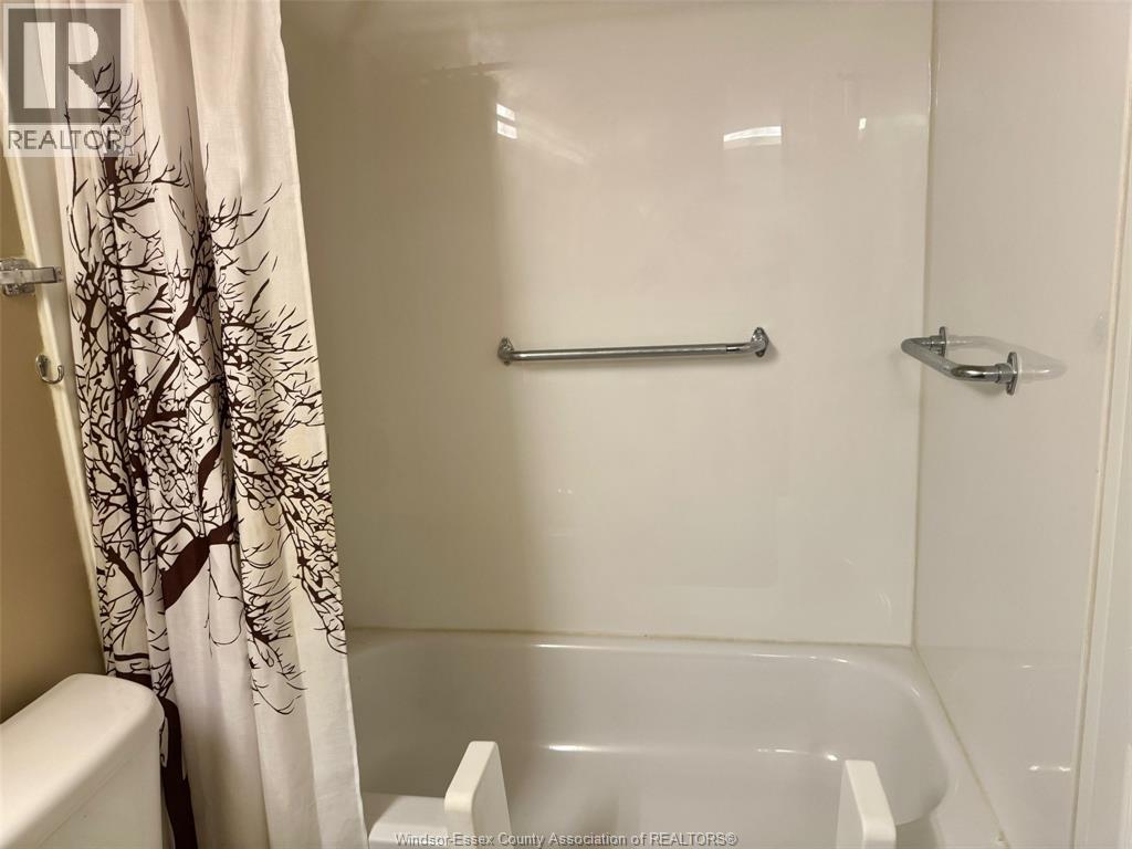 75 Riverside Drive East Unit# 1609, Windsor, Ontario  N9A 7C4 - Photo 22 - 26026731
