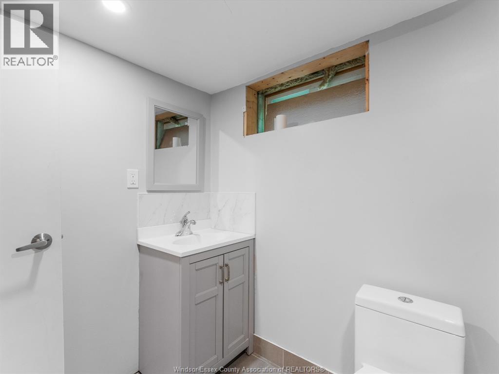 2441 Kildare, Windsor, Ontario  N8W 2Y1 - Photo 25 - 26026436