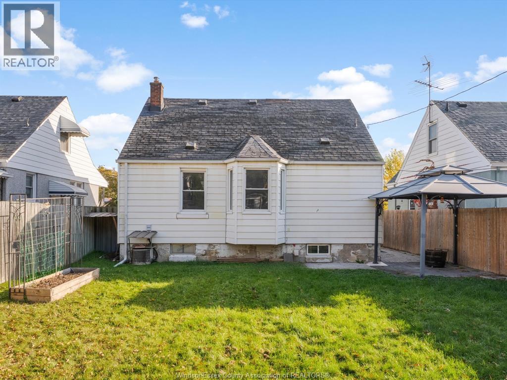 2441 Kildare, Windsor, Ontario  N8W 2Y1 - Photo 28 - 26026436