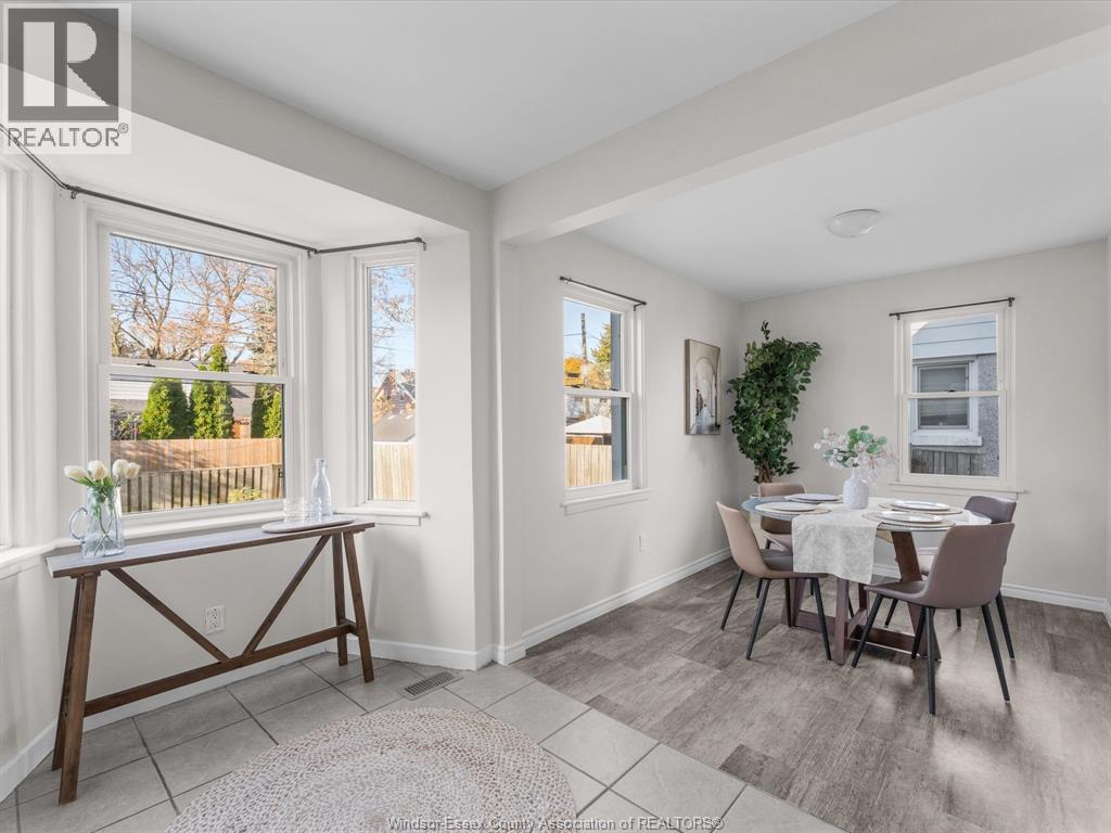 2441 Kildare, Windsor, Ontario  N8W 2Y1 - Photo 6 - 26026436