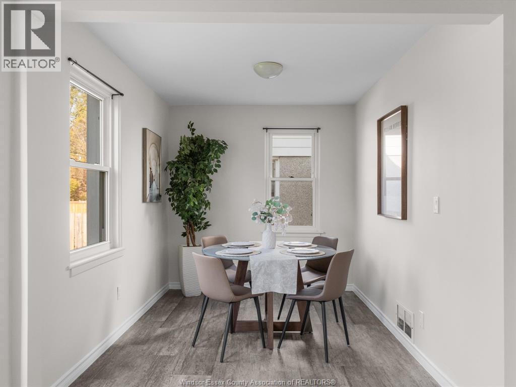 2441 Kildare, Windsor, Ontario  N8W 2Y1 - Photo 7 - 26026436